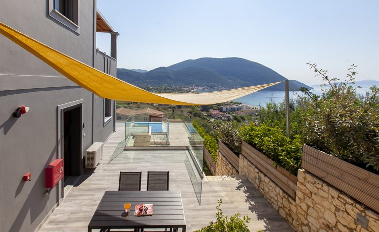 Villa Irene in vasiliki lefkada greece, the outdoor dining area